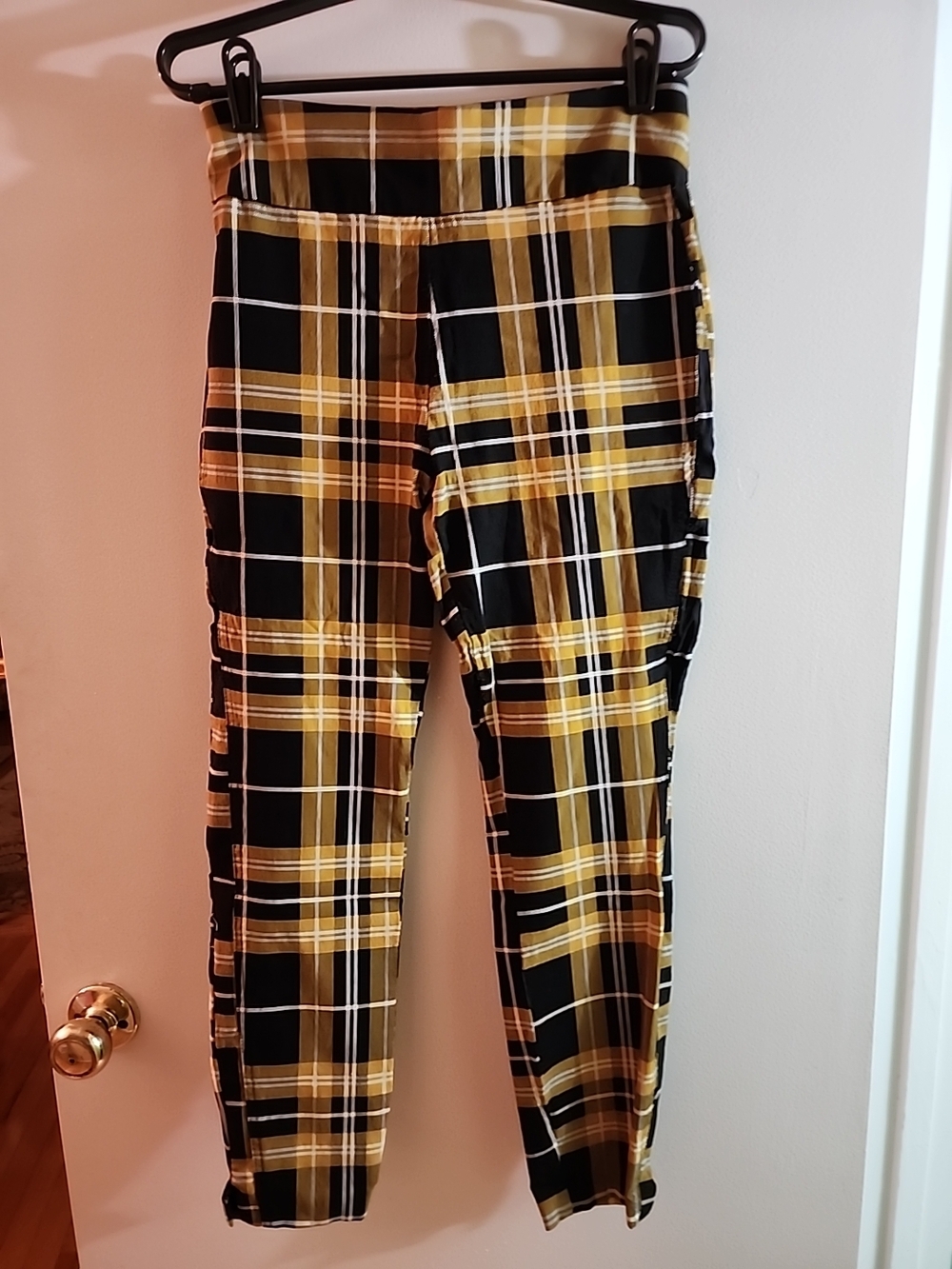 New York &Company Yellow & Black Plaid Slim Leg Ankle Pants